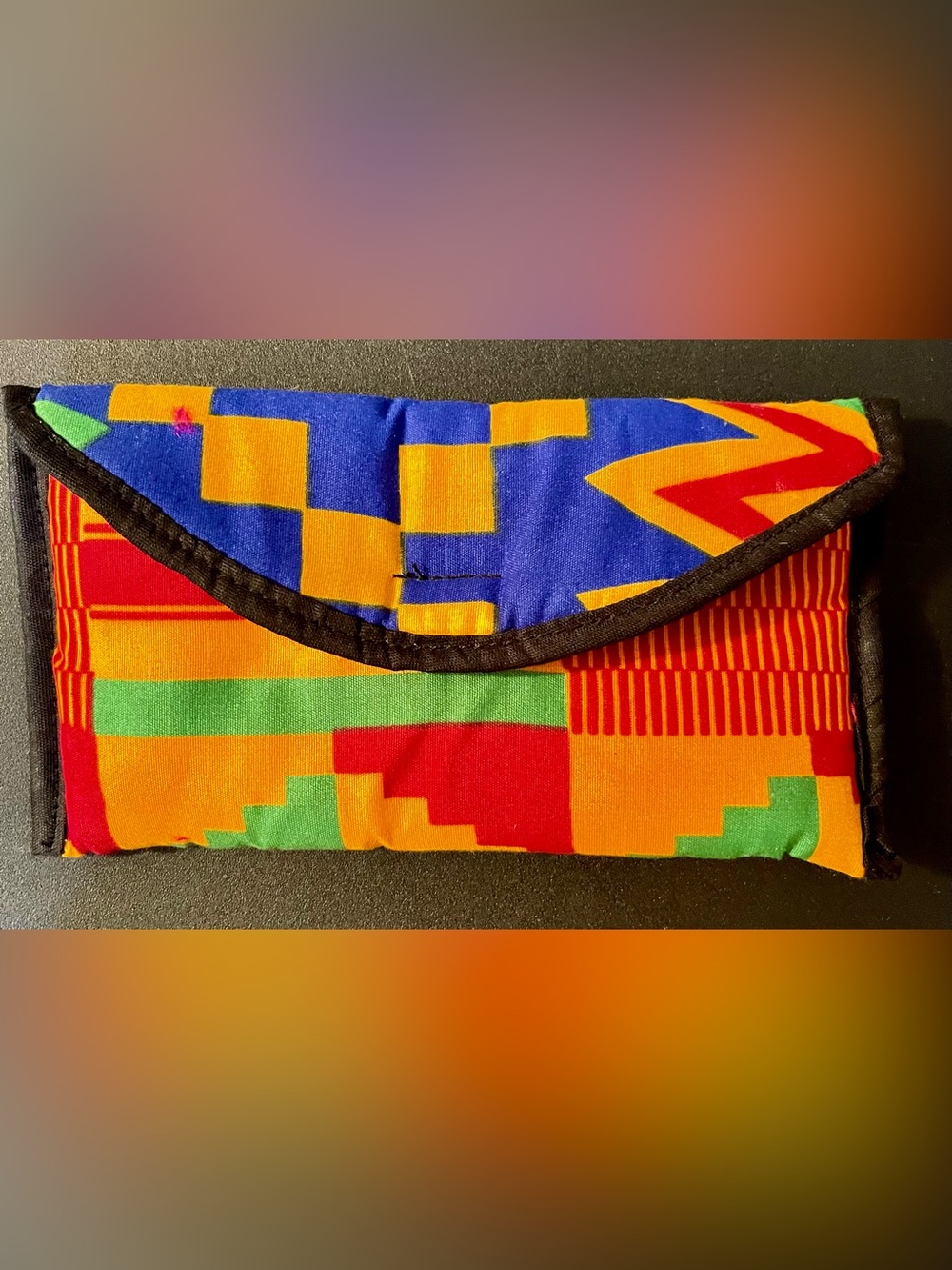 Made in Guanajuato Africa. Quilted Velcro front accessory pouch.